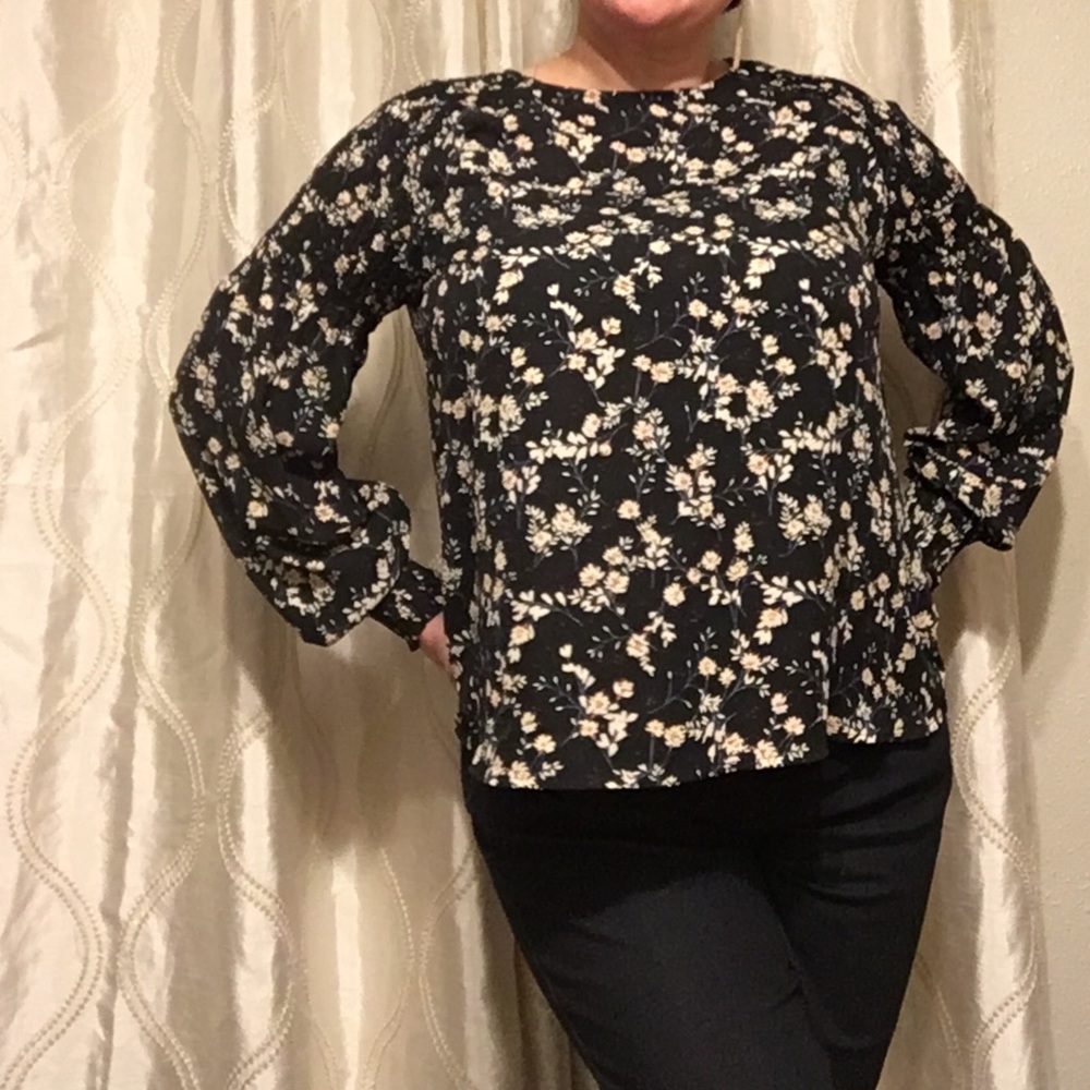 A.n.a long sleeve floral blouse. XL